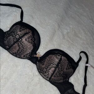 Black Lace Underwire Push-Up Bra - Women Intimates 36D